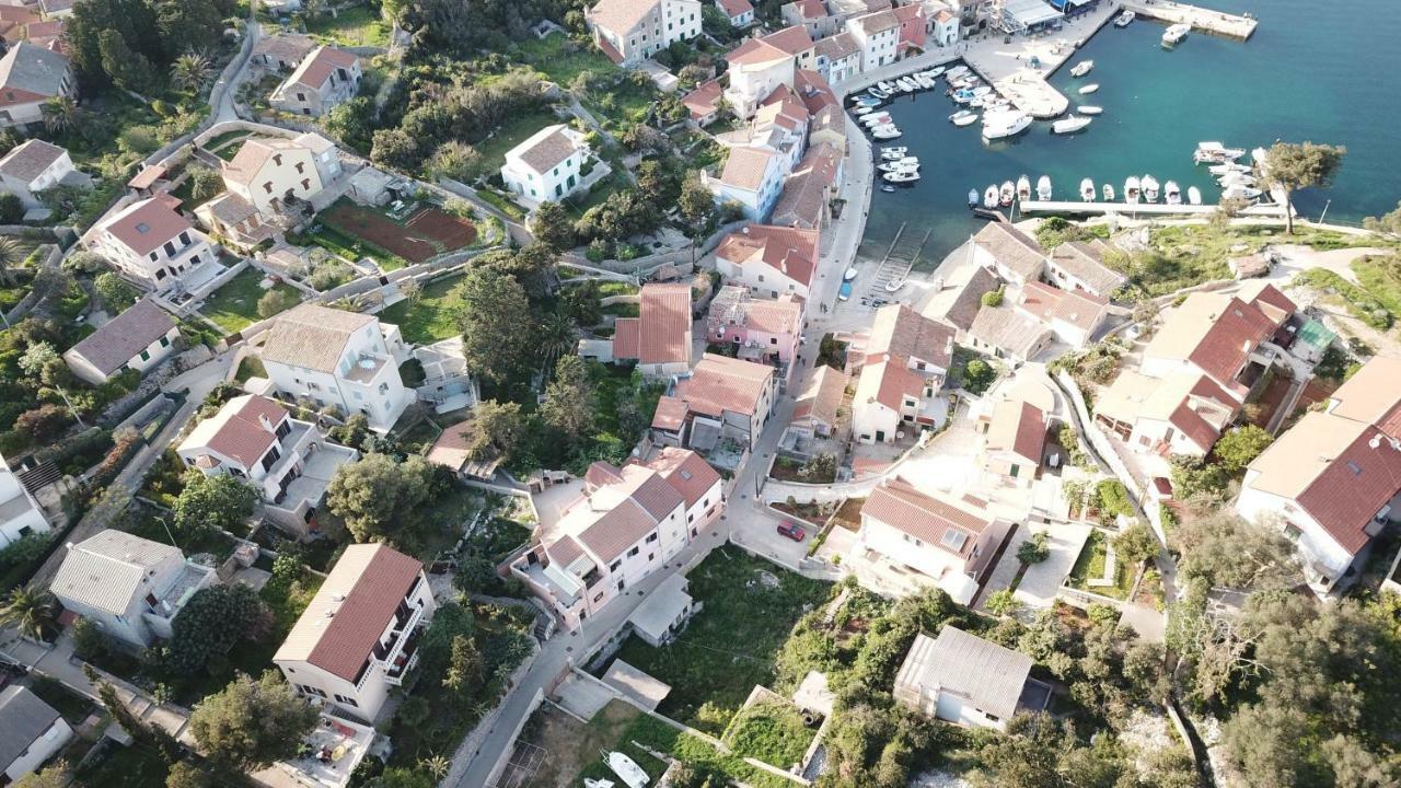 Guesthouse Antonija Veli Lošinj Exteriér fotografie